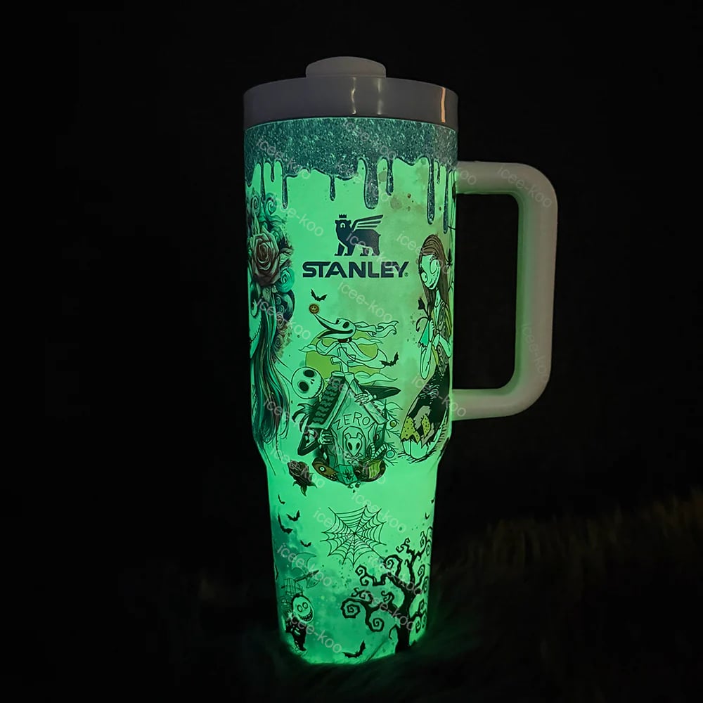 ๐ The Ultimate Halloween Gift: Sally x Jack Skellington 40oz Tumbler ๐โจ